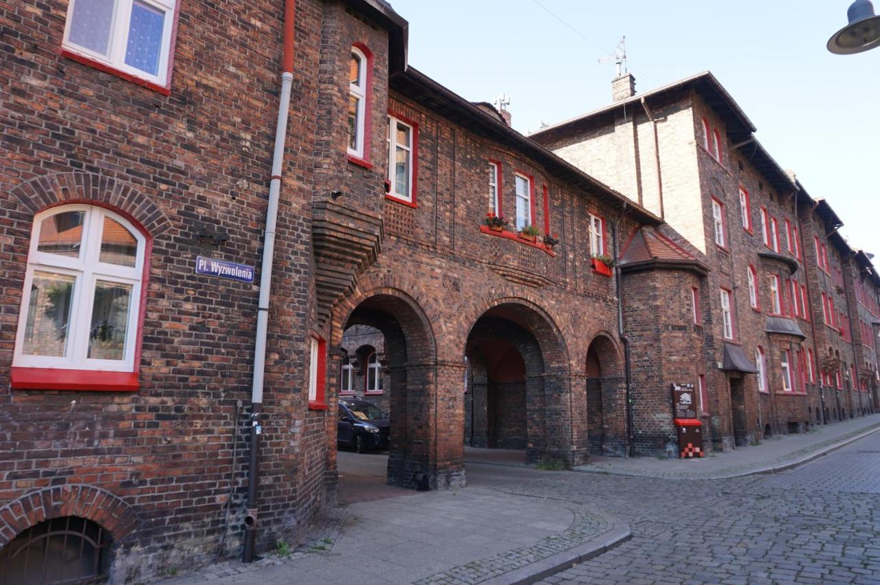 Kolorowy Apartament A9 Katowice Nikiszowiec Экстерьер фото
